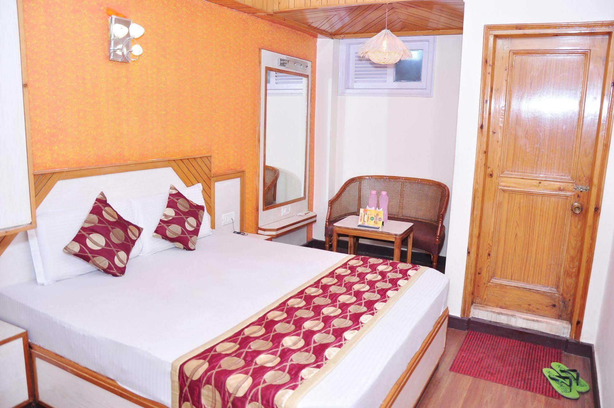 Hotel Sidharath Shimla Eksteriør bilde