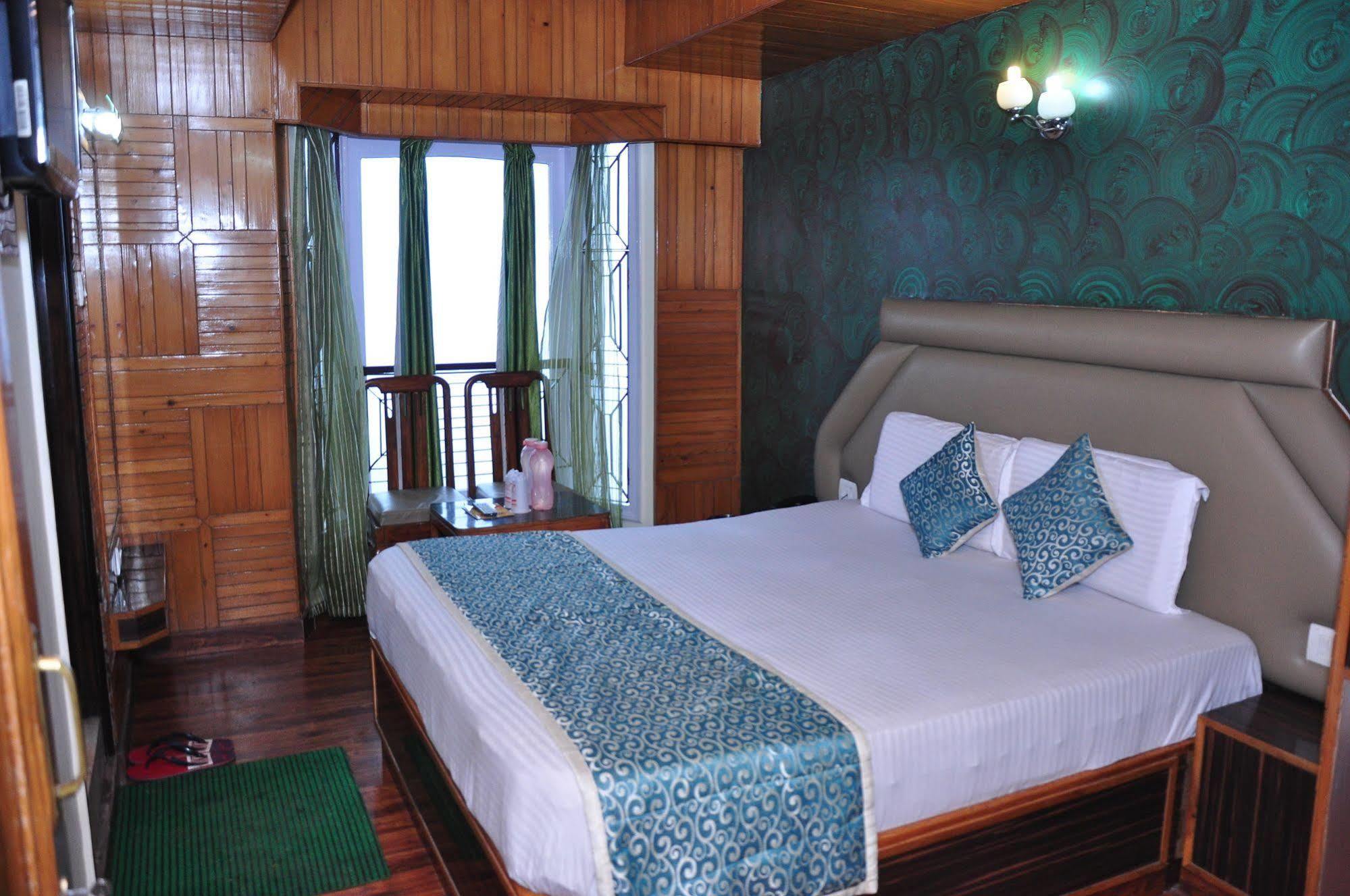 Hotel Sidharath Shimla Eksteriør bilde